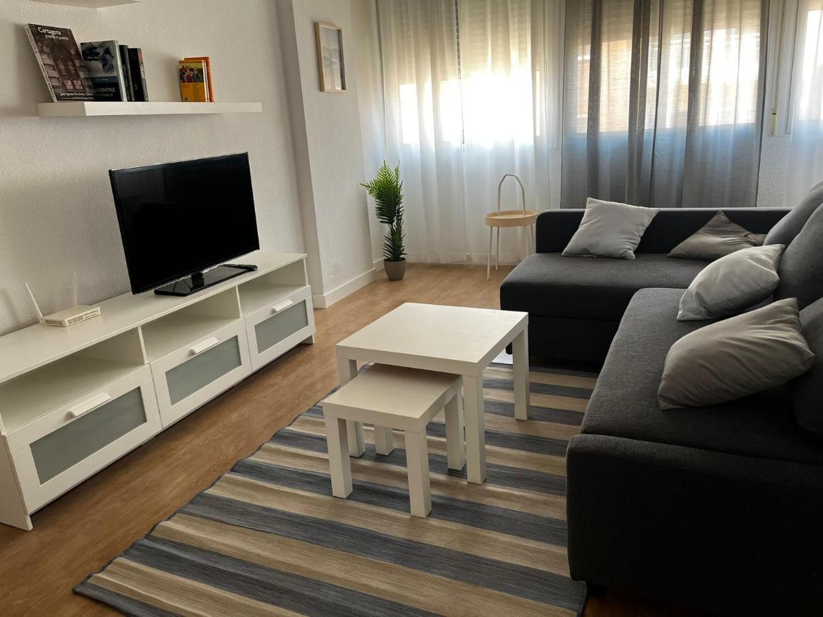 Apartment Estupendo En Estacion-centro, Wifi, Agua Por Osmosis Cartagena